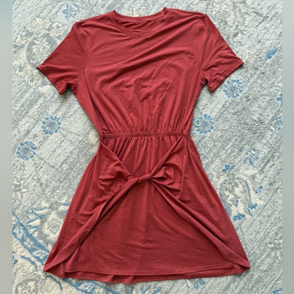 Lululemon Unwind Your Mind Dress Brick Rose / White - Picture 5 of 10